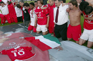 Magyar és portugál futballszurkolók emlékeztek meg Fehér Miklósról.