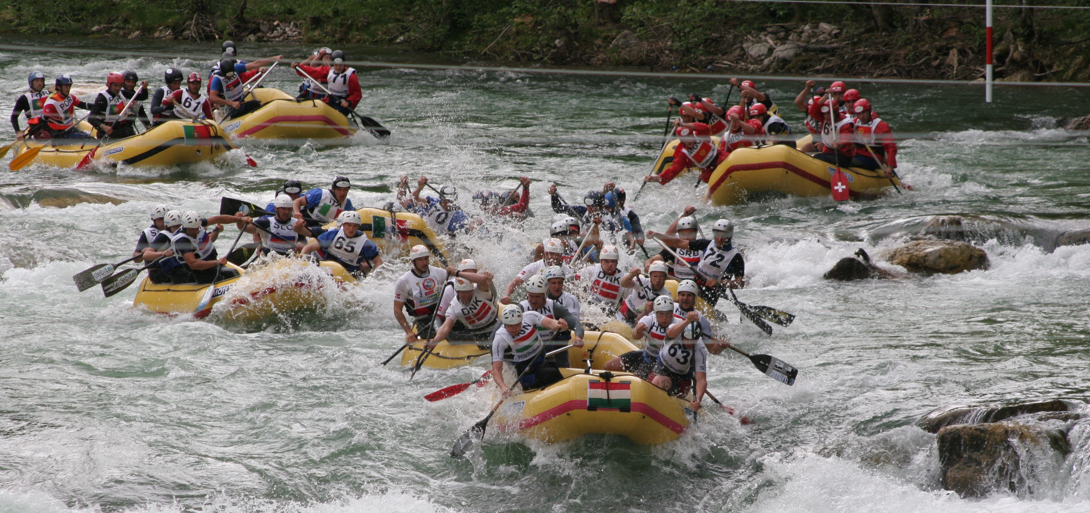 rafting-erc-2008-hungaroraft-csapatepito-program.JPG