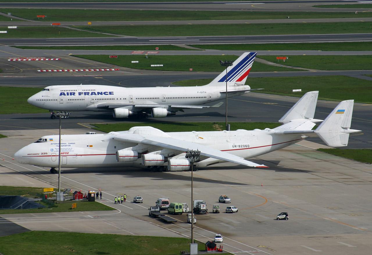 an-225-vs-747.jpg