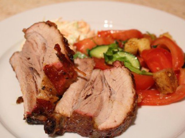 Sertés oldalas grillezése