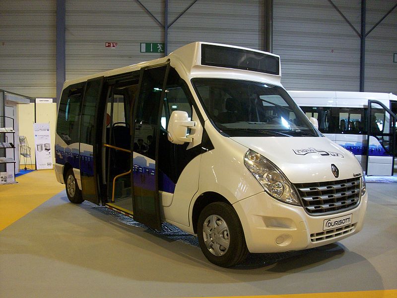 800px-Renault_Master_III_Durisotti_-_RNTP_2011.JPG