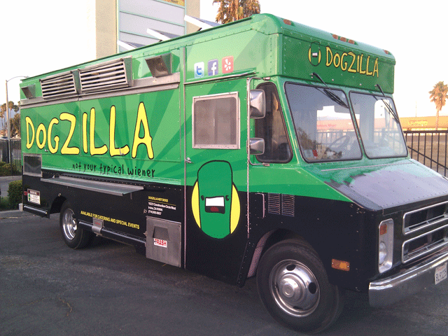 dogzilla-hot-dogs-food-truck.gif