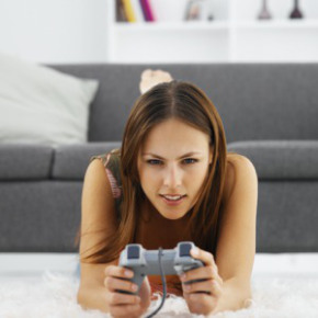 0325_woman-video-gamer_300x3001.jpg