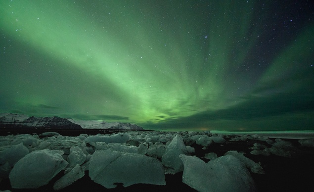 aurora-borealis-1132014-223843_horiz-large.jpeg