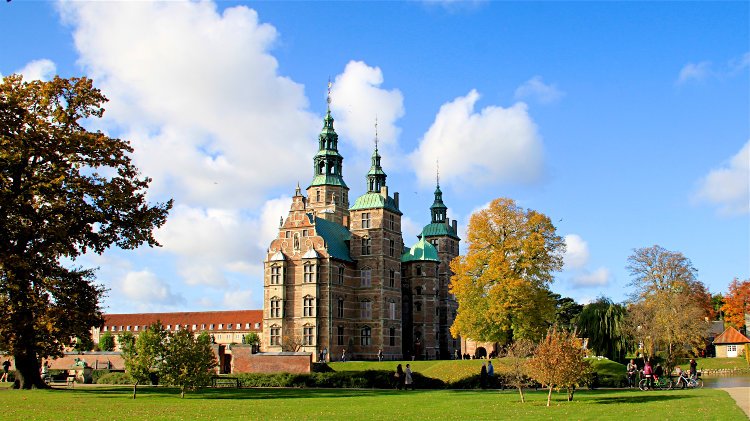 rosenborg-castle-in-copenhagen.jpg