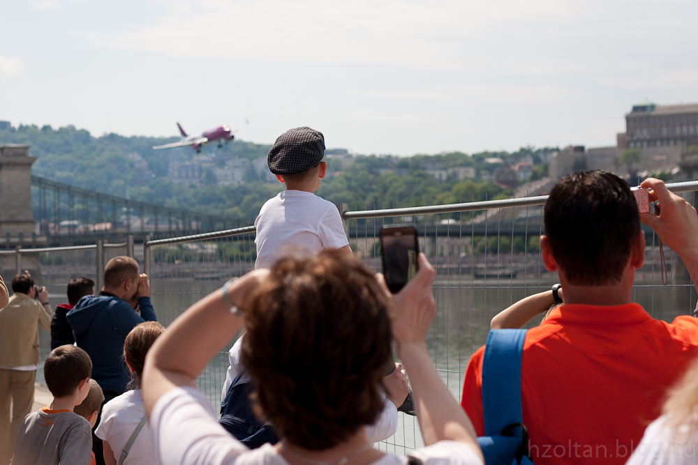 WizzAir A320 közeledik