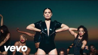 Jessie J ft. 2 Chainz - Burnin' Up