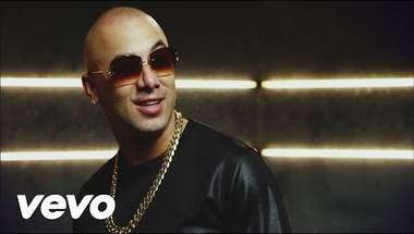 Wisin ft. Jennifer Lopez & Ricky Martin  - Adrenalina    ♪