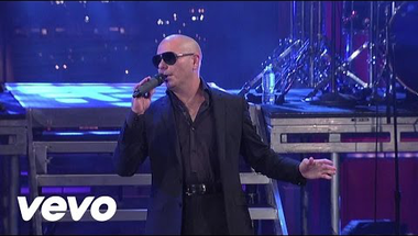 Pitbull - Rain Over Me (Live On Letterman)