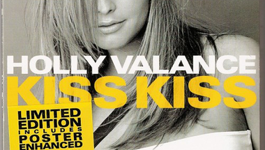 Holly Valance - Kiss Kiss     ♪