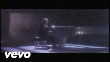 Elton John - I Guess That's Why They Call It the Blues