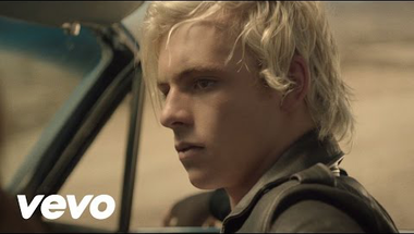 R5 - Heart Made Up On You