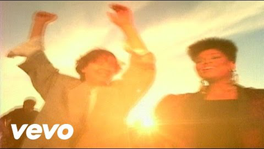 Simple Minds - Alive and Kicking