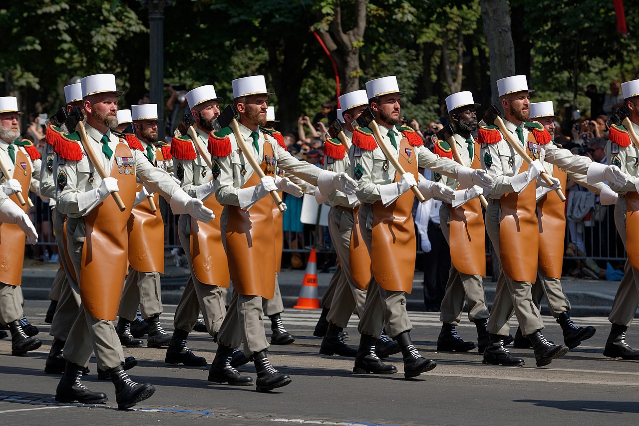 foreign_legion_bastille_day_2013_paris_t112145.jpg