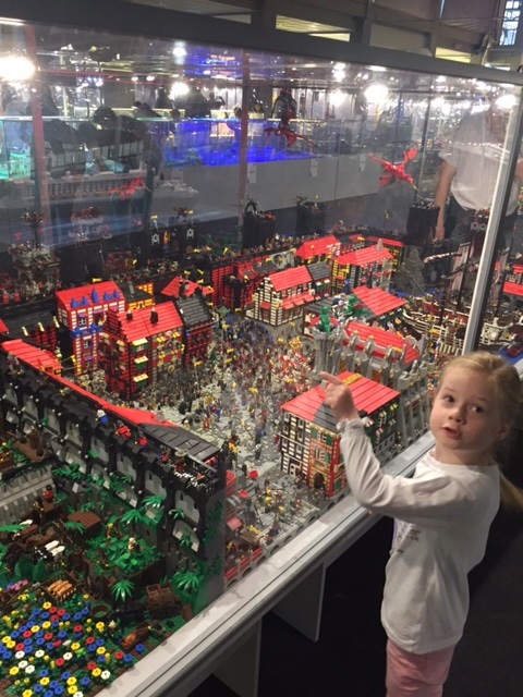 lego.jpg