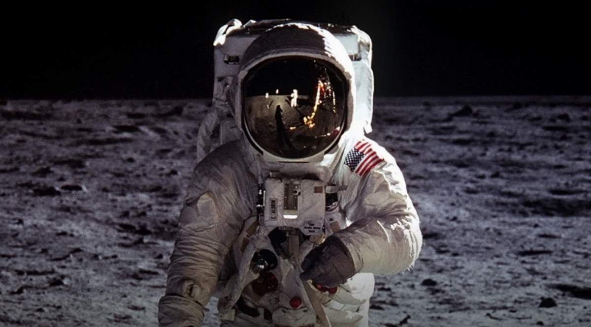 buzz-aldrin-on-the-moon-cropped.jpg