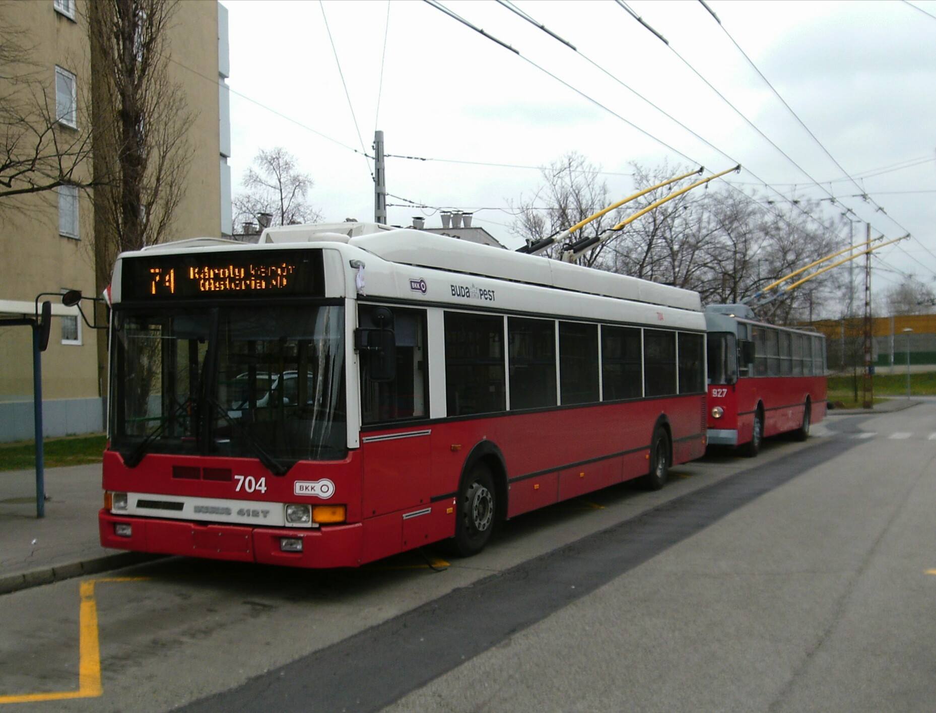 ikarus_412t.jpg