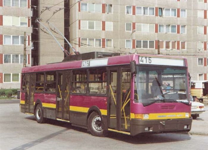 ikarus_415t.jpg