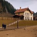 #1094 - Vasútállomások: Tusnádfürdő (Băile Tușnad) régen és most