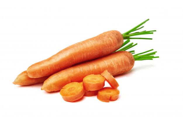 carrots-carrots-with-tops-leaves-isolated-nature-carrot_121234-19.jpg