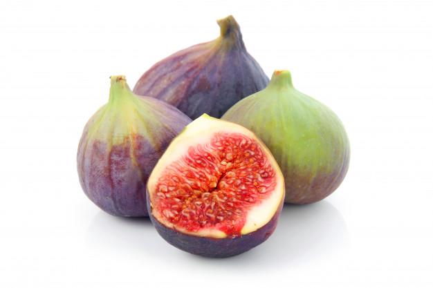ripe-sliced-purple-green-fig-fruit-isolated_80510-930.jpg