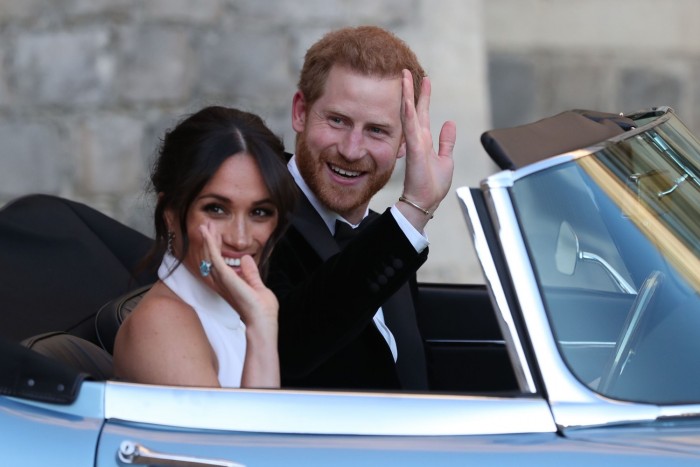 Igazán stílusosan távozott Harry herceg és Meghan az esküvőjükről!