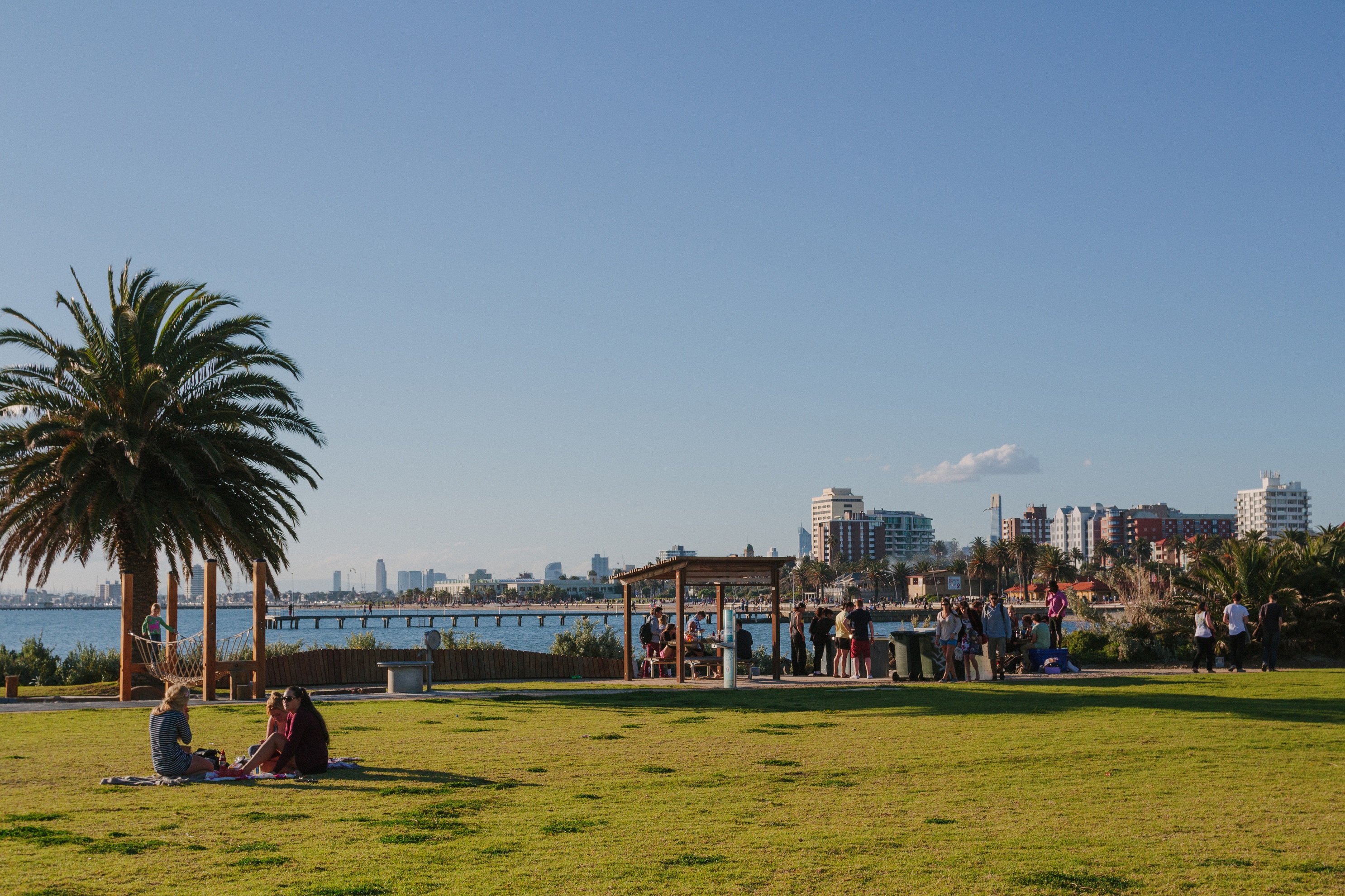 st_kilda_melbourne_vic_2.jpg