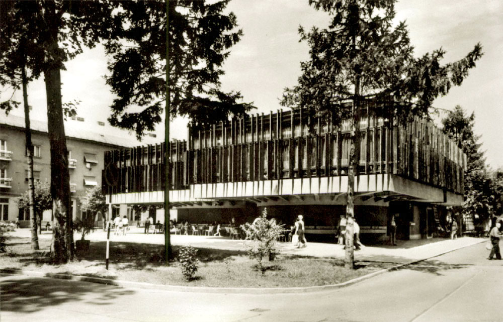 heviz-rozsakert-eszpresszo-es-bar-_1.jpg