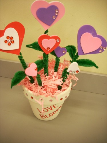 valentine-day-crafts-for-kids-375x500.jpg