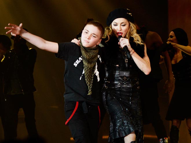 Madonna-Rocco Ritchie-12.jpg