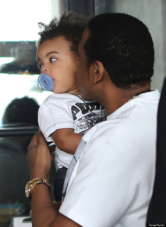 o-BLUE-IVY-BEYONCE-JAY-Z-570.jpg