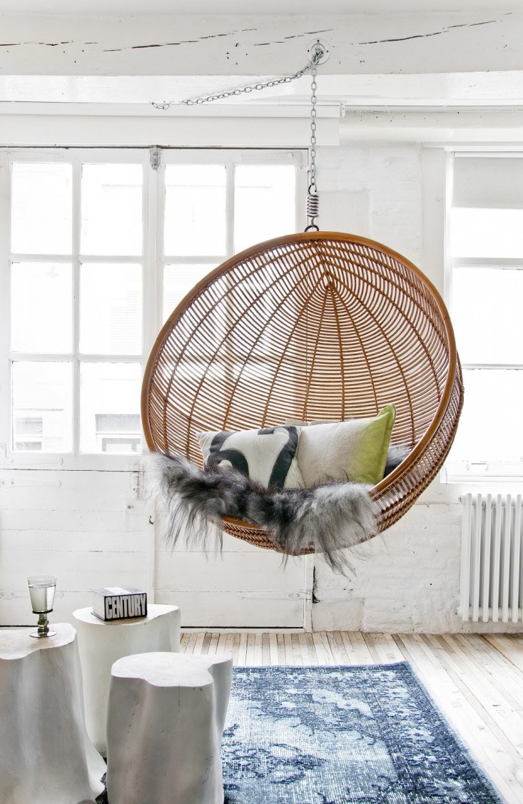 furniture-wonderful-egg-shape-rattan-hanging-chair-10.jpg