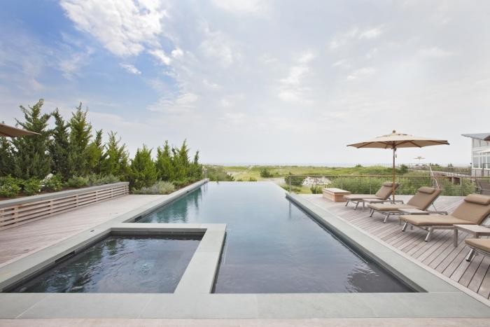 infinity-pool-edmund-gollander-design-gardenista.jpg