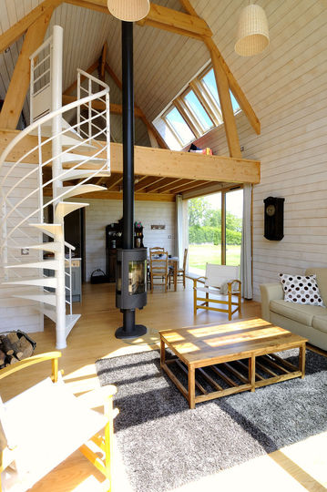 small-wooden-house-cm2.jpg
