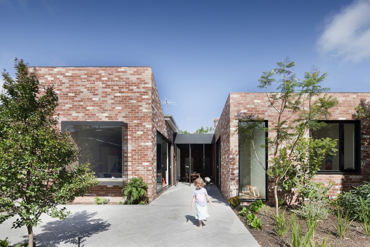 st-kilda-east-house-claire-cousins-architects-australia-remodelista-2.jpg
