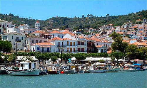 skopelos-town.jpg