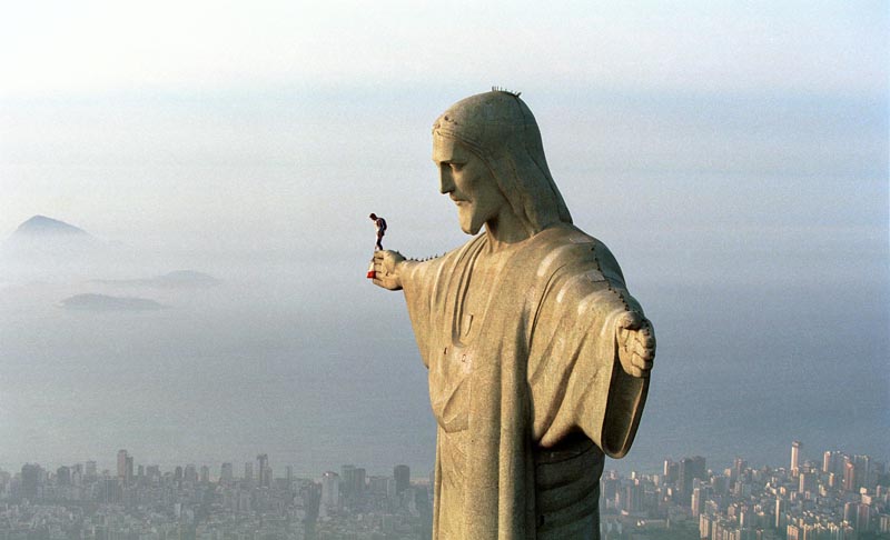 BASE-jumping-from-christ-the-redeemer-in-rio-de-janeiro-brazil.jpg