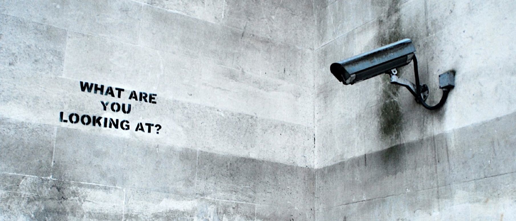 What-Banksy-905x388.jpg