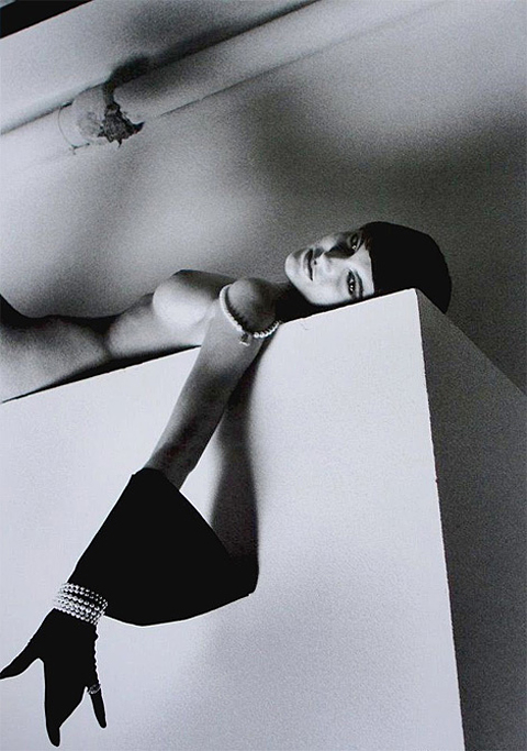 helmut_newton_AA_82_1.jpg