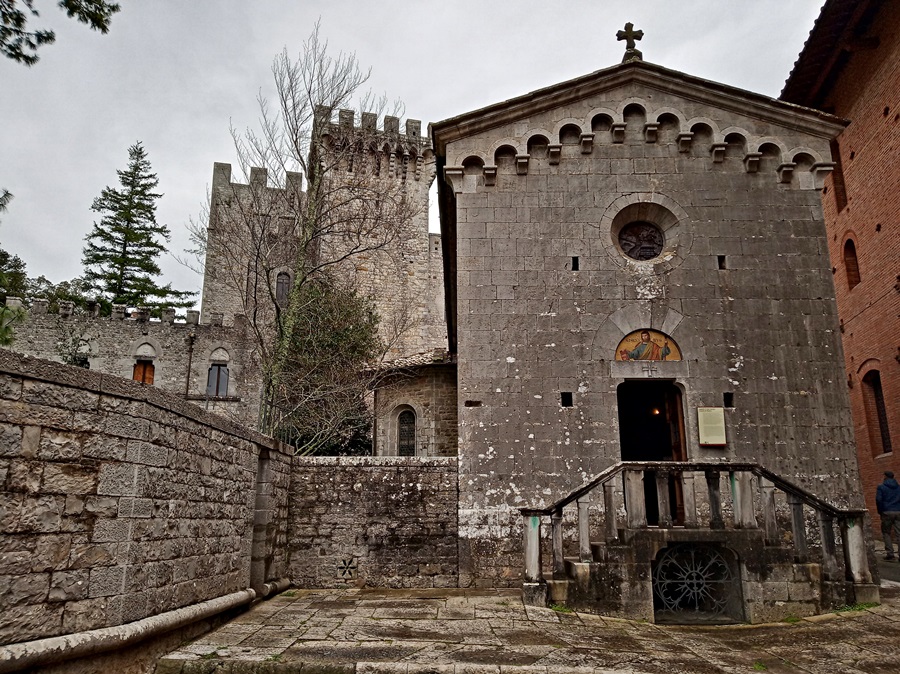 Castello di Brolio kápolnája