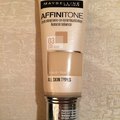 Maybelline alapozó.