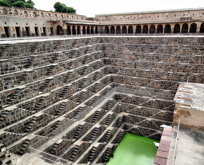 chand-baori-03.jpg