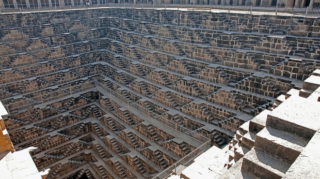 chand-baori-09.jpg