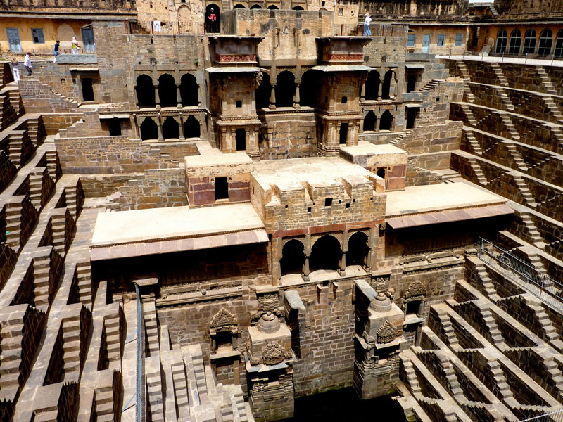 chand-baori-11.jpg