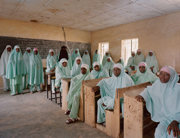 nigeria-kano-ooron-dutse-senior-islamic-secondary-level-2-social-studies-classroom-portraits-julian-germain.jpg