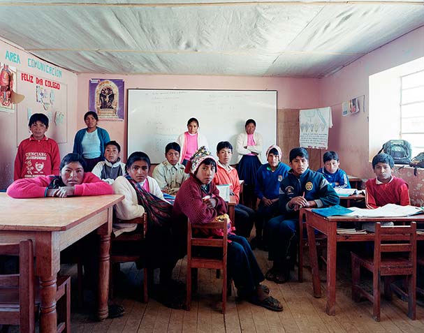 peru-tiracanchi-secondary-grade-2-mathematics-classroom-portraits-julian-germain.jpg