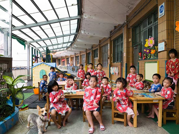 taiwan-ruei-fang-township-kindergarten-art-classroom-portraits-julian-germain.jpg