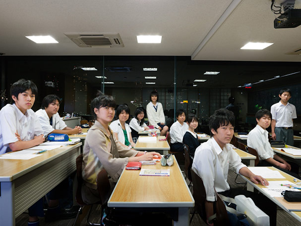 tokyo-japan-grade-5-classical-japanese-classroom-portraits-julian-germain.jpg