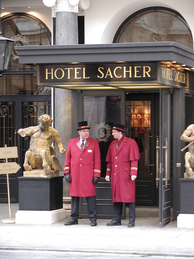 hotel-sacher-1227358-639x852.jpg