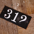 A házszám tábla rejtélye: Avagy hogyan ne keverjünk össze két házszámot